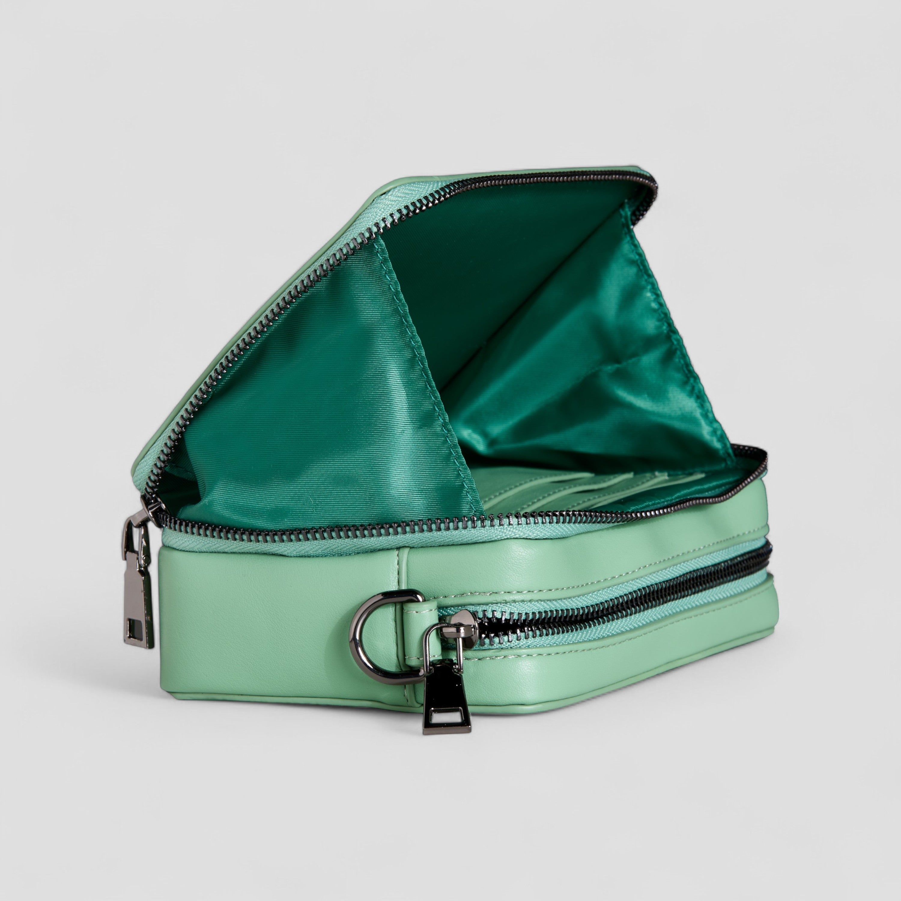 BOLZR Crossbody Bag [Verdé] gruen Detail