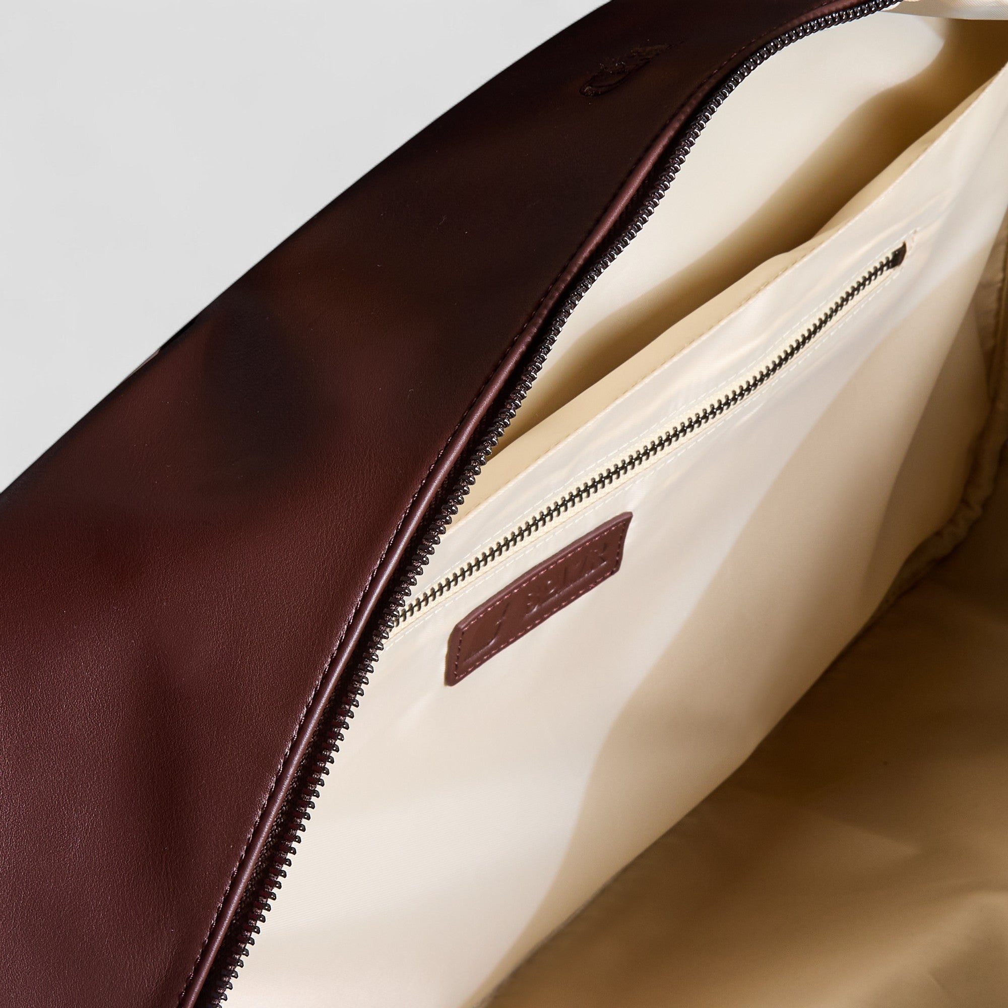 BOLZR Reisetasche Weekender [Dunkelbraun] Vegan Innenfutter beigee