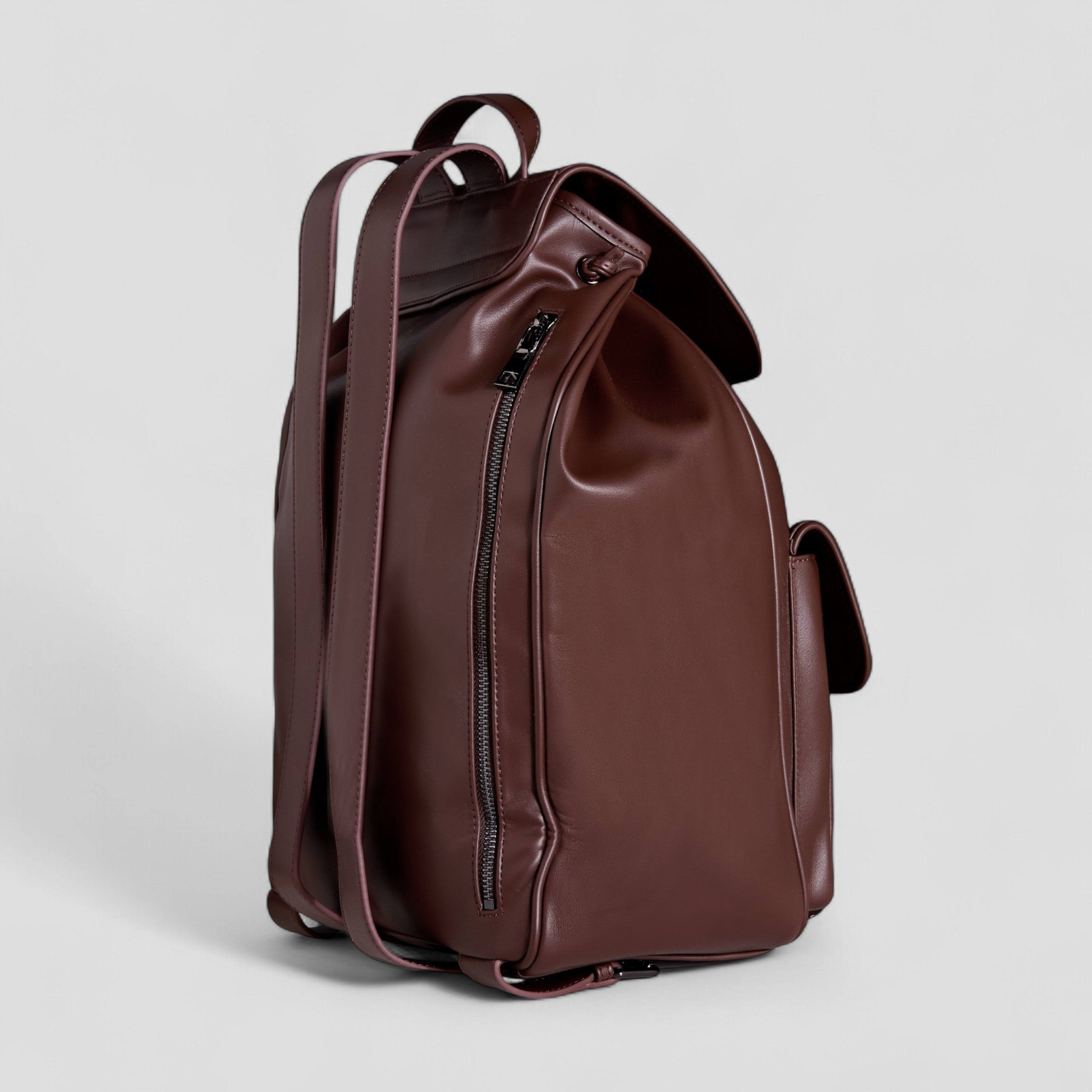 BOLZR Rucksack veganes Leder Seitenansicht