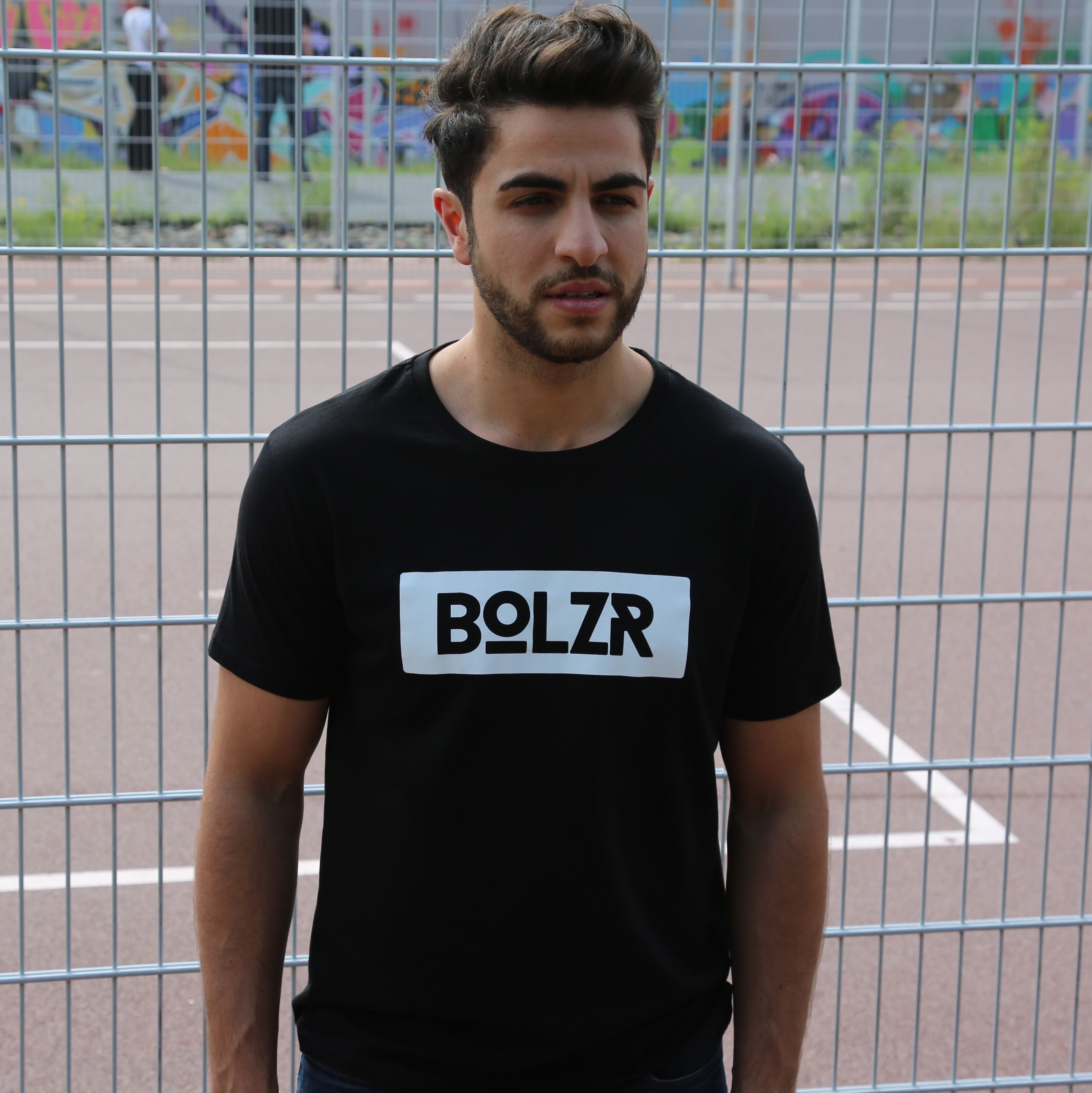 Bolzr T-Shirt | Black-and-white